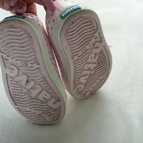 Native Jefferson C5 Pink Lightweight Water Shoes - Picture 4 of 9